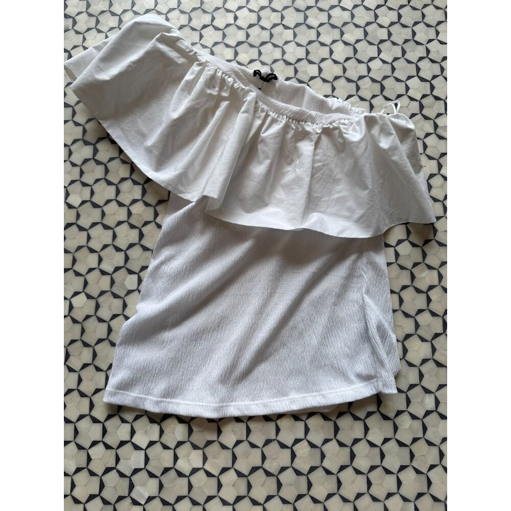 Who What Wear White One-Shoulder Ruffle Top Size M BNWT